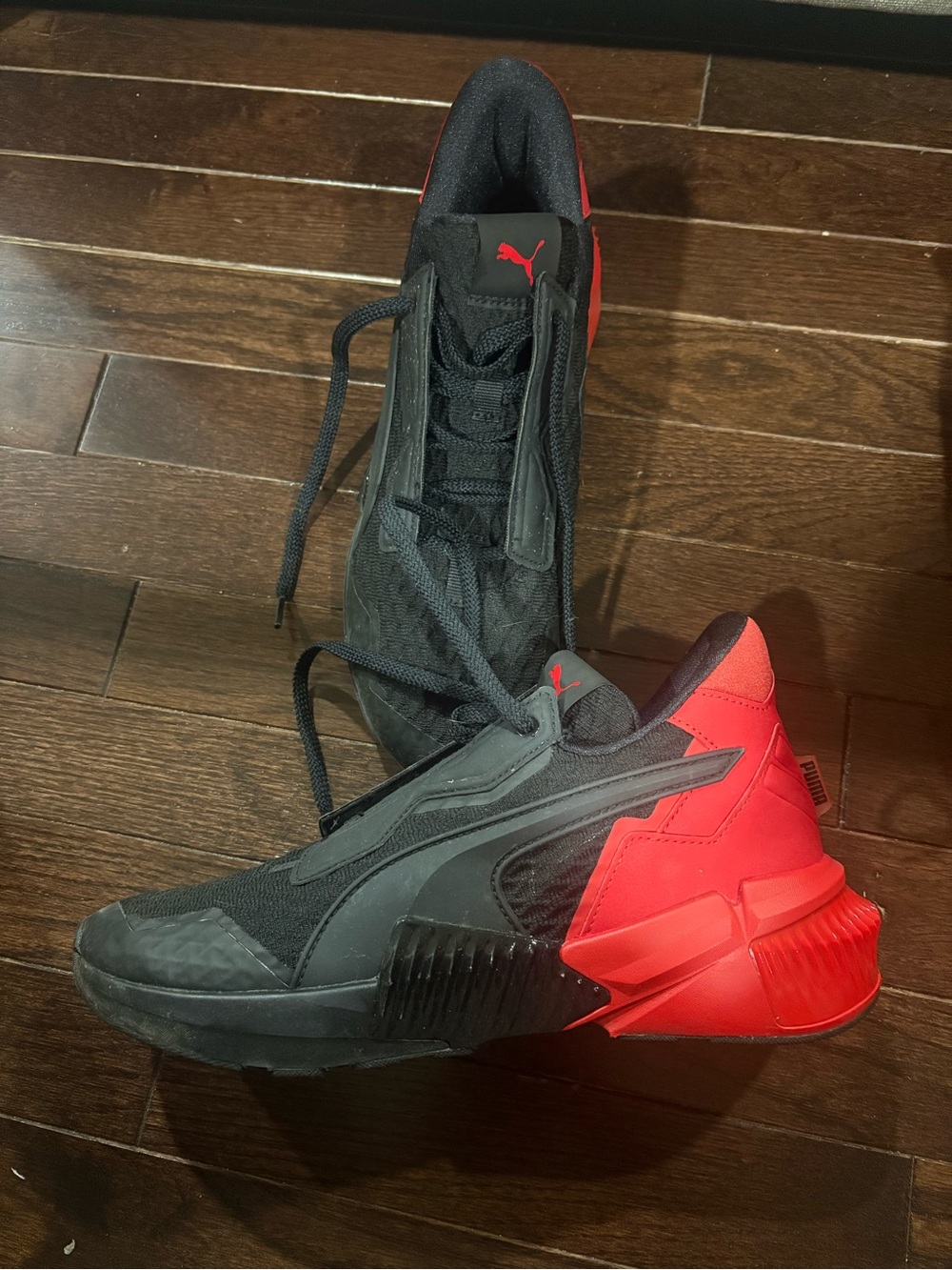 Puma Men’s Black and Red Athletic High-Top Sneakers